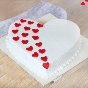 Love Heart Vanilla Cake
